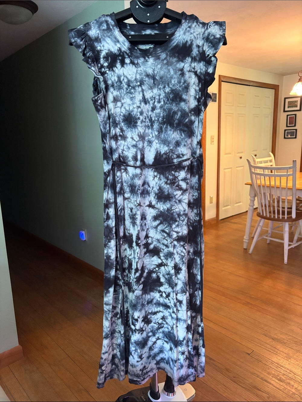 Time and Tru Black and White Tie-Dye Maxi Dress